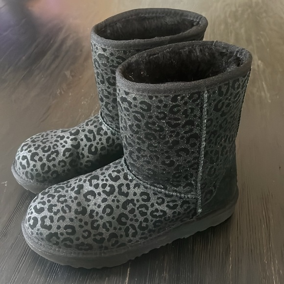 UGG Black Leopard Boots - Picture 2 of 6